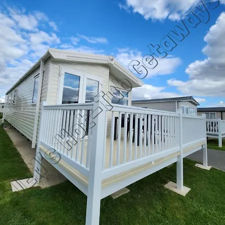 Jems Hot-Tub Getaways 6 Berth At Tattershall Lakes Exterior photo